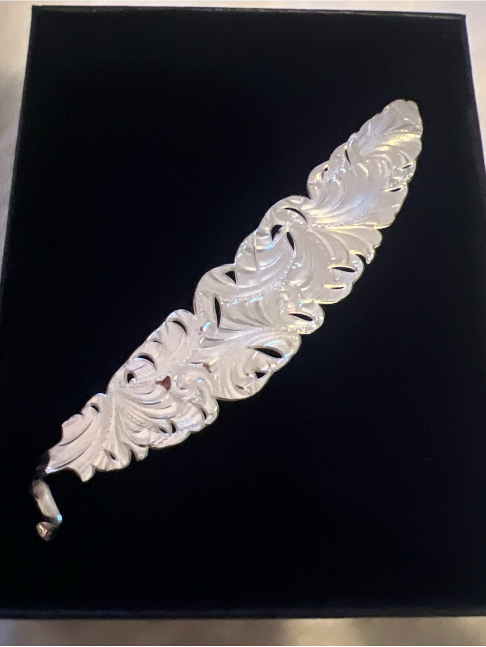 Montana Silversmiths Silver Feather Hat Pin with Red and Blue Trim - Picture 9 of 12